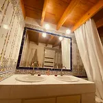 Lägenhet Cocon De L'ecusson, 3 Avec Clim Nîmes