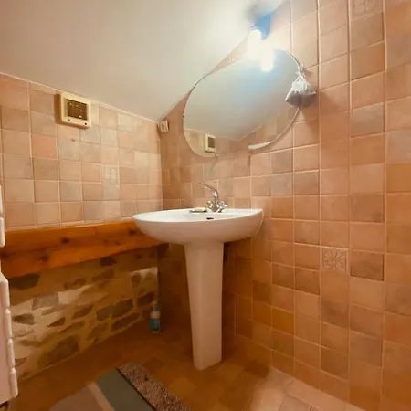 Cocon De L'ecusson, 3 Avec Clim Apartamento