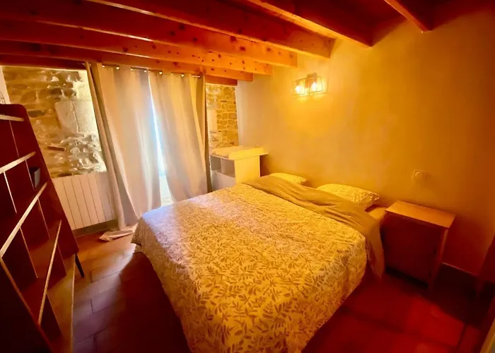 Apartamento Cocon De L'écusson, 3 Avec Clim Nimes